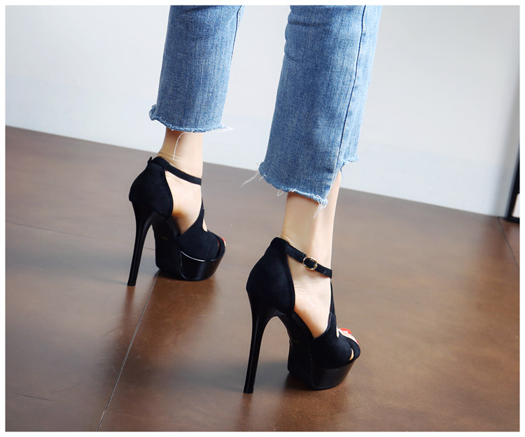 高跟鞋情趣交叉绑带恨天高细高跟鞋女性感气质夏季女凉鞋细跟防水台鱼