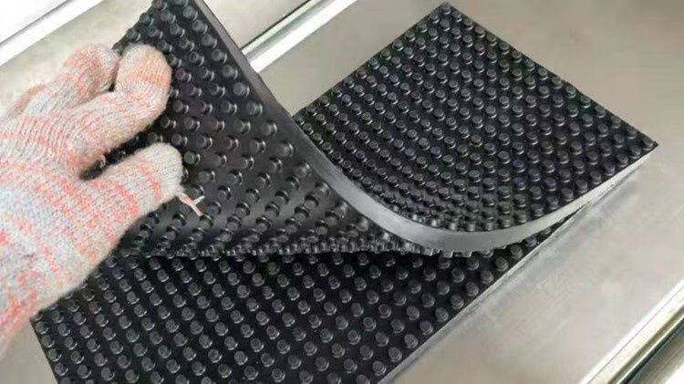 橡胶减震垫空调外机隔音降噪防震胶垫水泵高弹防滑方块颗粒缓冲垫单面