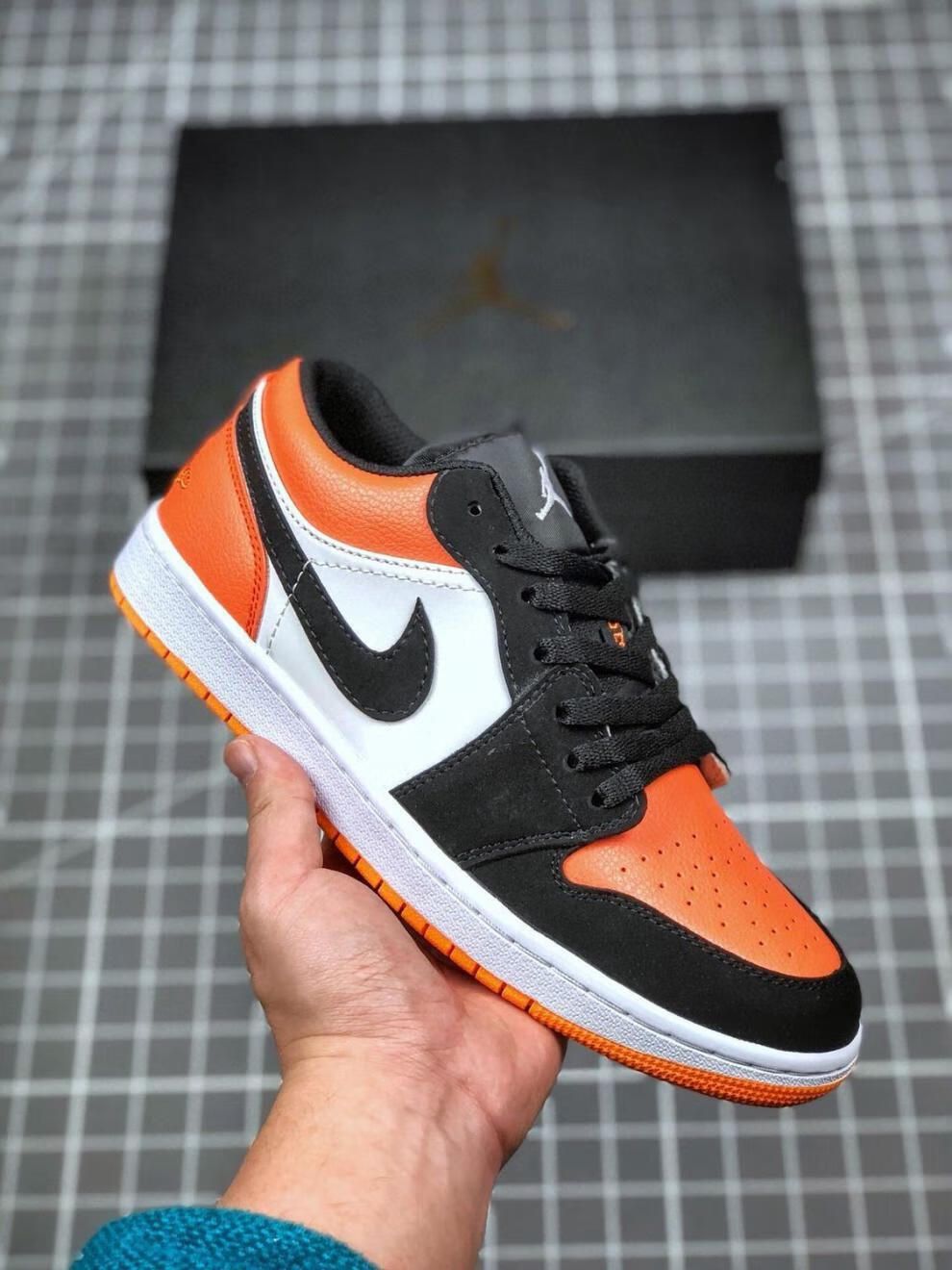 ir low黑橙小扣碎篮球鞋低帮板鞋运动鞋男女鞋553558-128lreydail