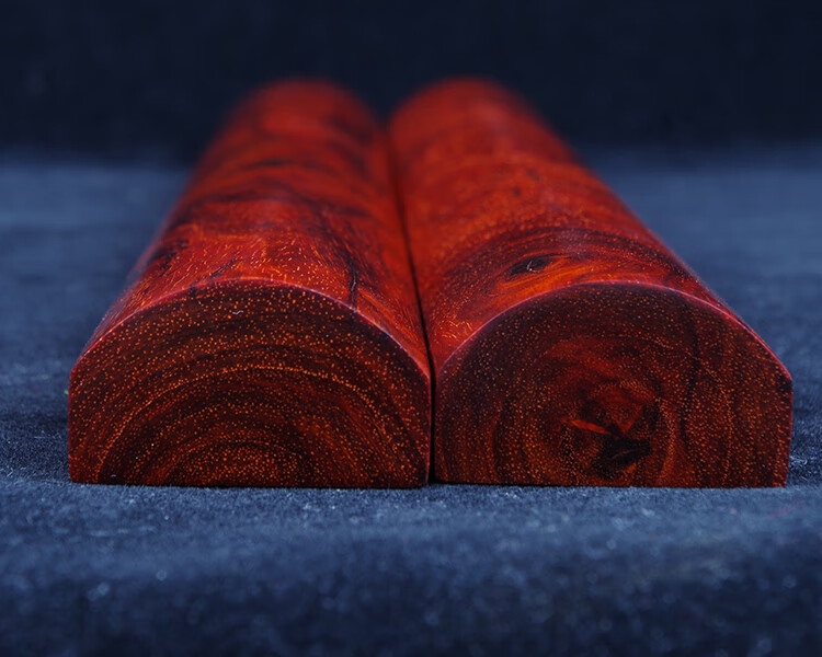 印度小叶紫檀镇尺皇福匠印度小叶紫檀镇纸镇尺老料金星老琴料海南文房