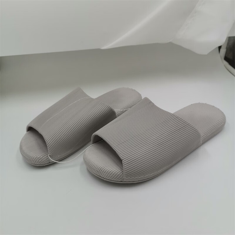 越南西贡橡胶包头大码厚底青年透气时尚拖鞋家用纯色浴室防滑夏季品质