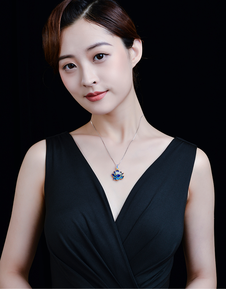 ck施华洛世奇锆和田玉荷花吊坠莲花项链女夏小众母亲节景泰蓝饰品送