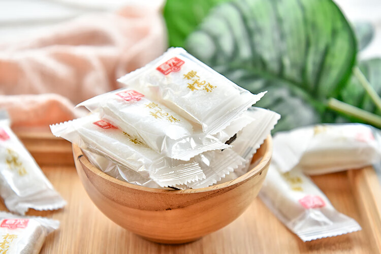 手工椰奶小方椰丝糕点椰蓉椰子糕椰汁糕椰蓉糕点小方块海南特产 春光