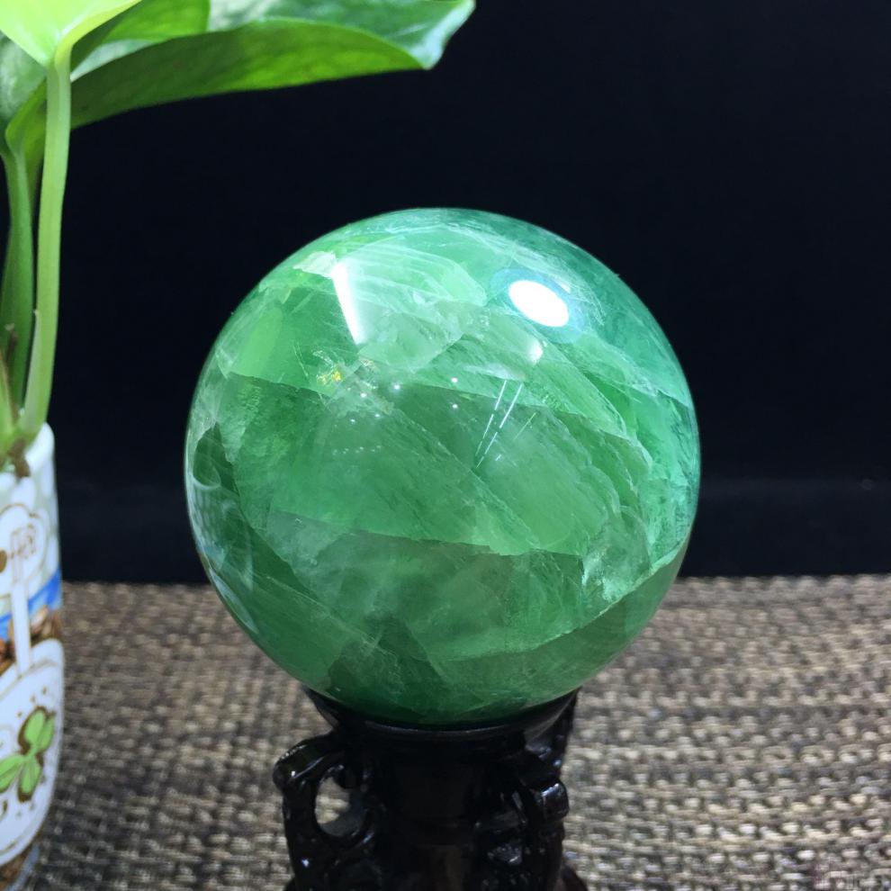 韩莹 原色萤石球绿色水晶球 好品质多规格摆件风水球属木大 5cm【图片