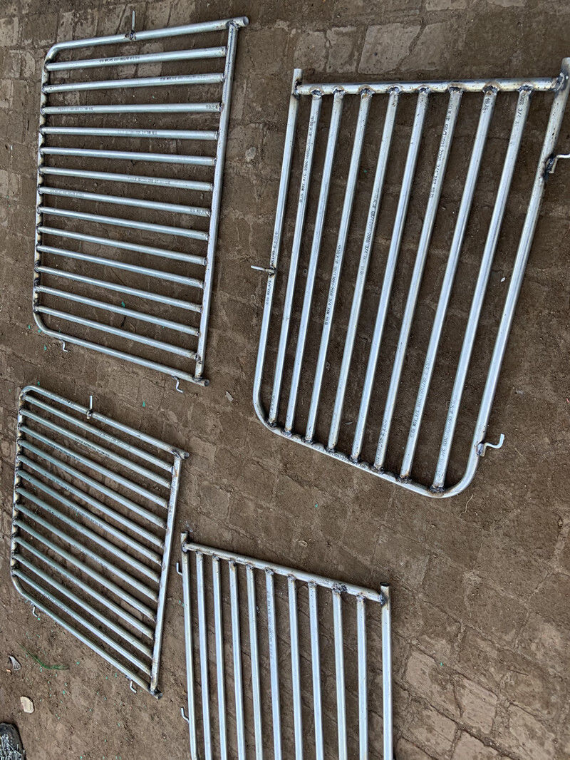 养猪设备猪圈门猪用圈门猪舍猪圈门镀锌管带配件猪栏门母猪产床门