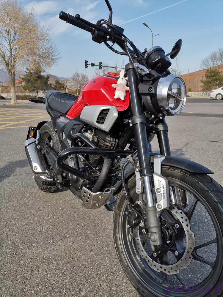 适用新大洲本田cbf190tr配件c190tr保险杠cb190ss鸷道防摔前护杠改装