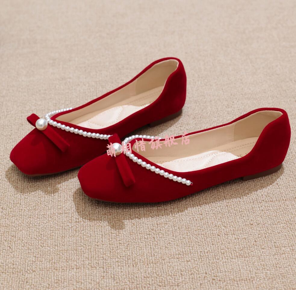 订婚鞋女低跟结婚鞋软底防滑不易累脚方头红色平底婚鞋秀禾服婚纱两穿