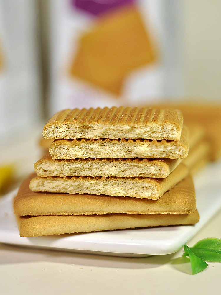 俄罗斯进口莫洛佐夫牌面包师系列老式早餐代餐饼干休闲零食品 3款味混