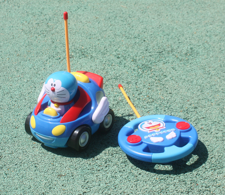 抖音网红哆啦a梦卡通遥控车儿童机器猫音乐灯光电动玩具宝宝男女礼物