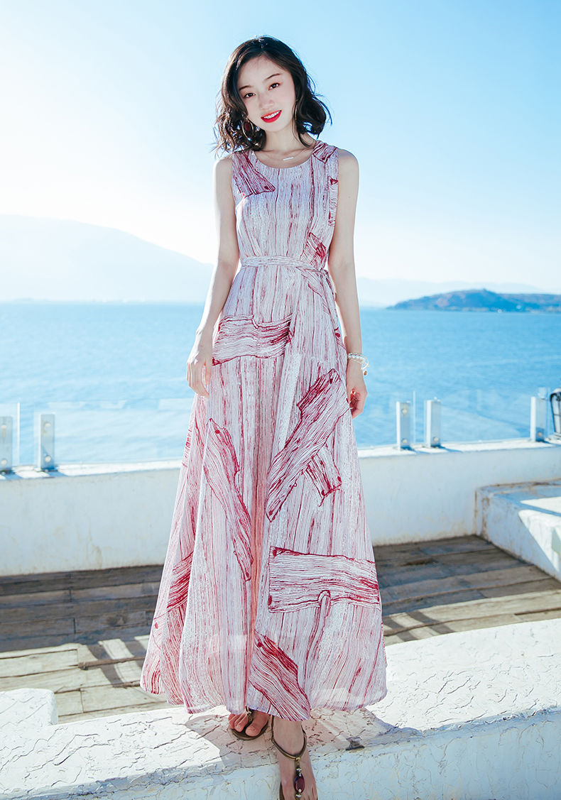 漂亮女士夏季新款沙滩裙旅游穿的裙子新品夏季女装裙子修身无袖雪纺