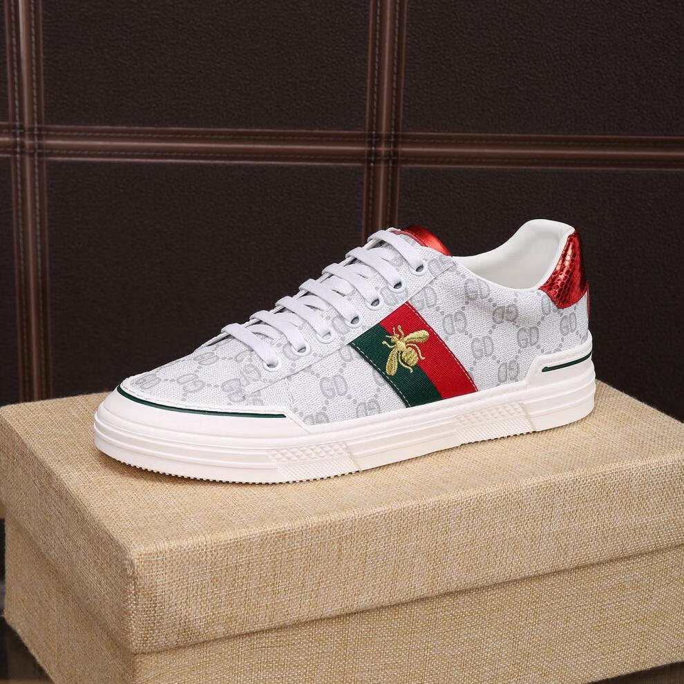 古驰(gucci)欧洲站潮鞋高端小蜜蜂男鞋休闲板鞋真皮系带轻奢潮 高端