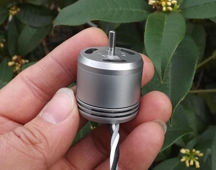 适用大疆精灵4phantom4无人机2312s电机配件精灵4pro电机马达不带桨座