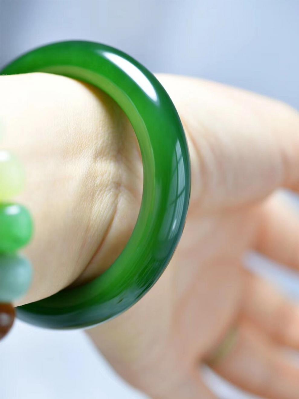 全意琳新疆和田玉碧玉正圈手镯青海料玉镯子俄料菠菜绿阿富汗玉56cm