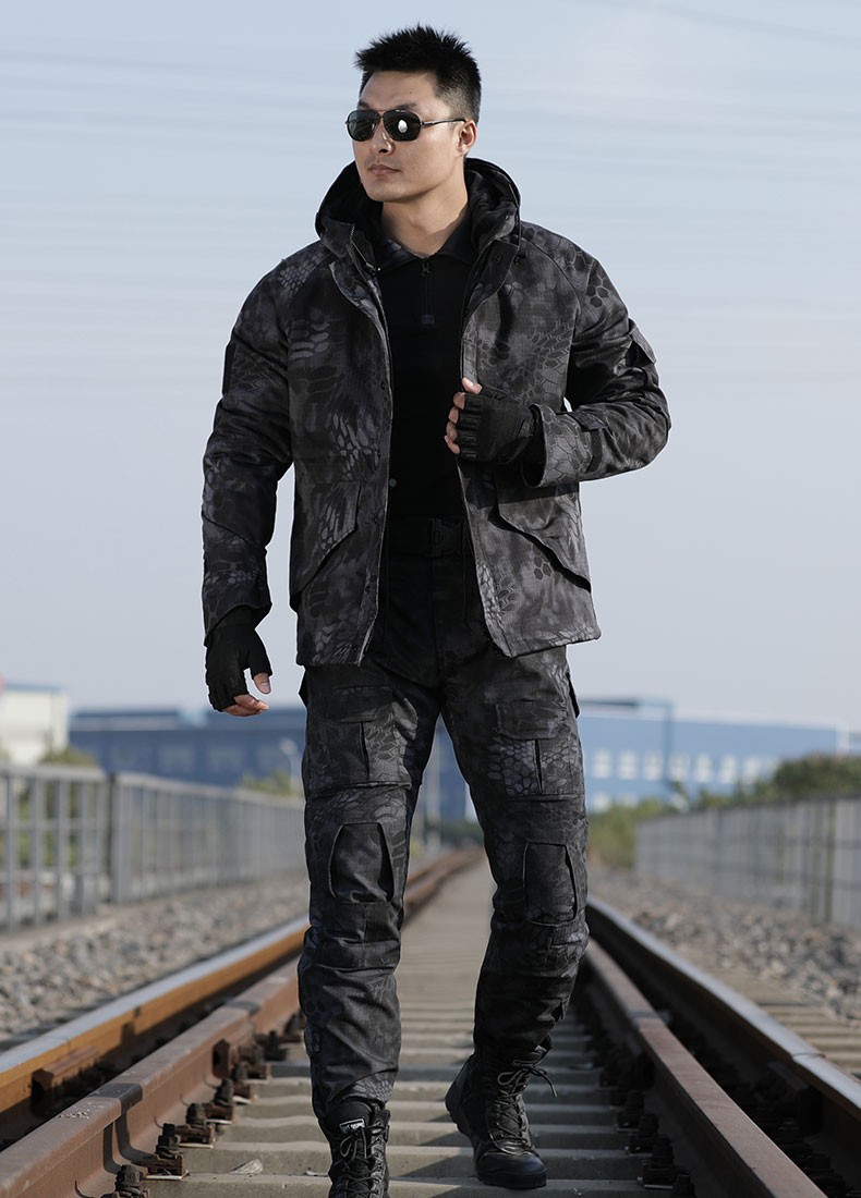 冬季加绒迷彩服套装男战术作战服野战工作服加厚保暖连帽外抓绒迷彩