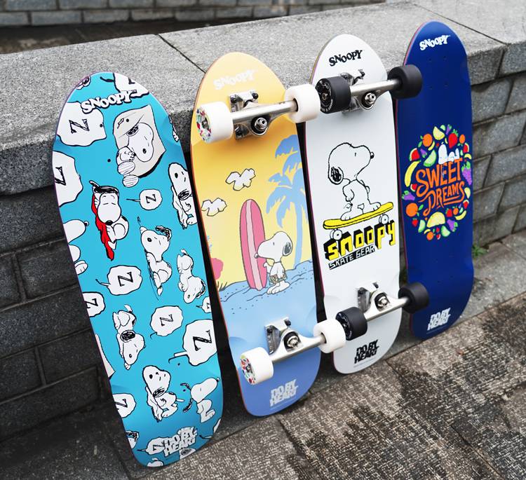 大鱼板专业板 滑板专业四轮 史努比大鱼板 初学者成人儿童刷街代步
