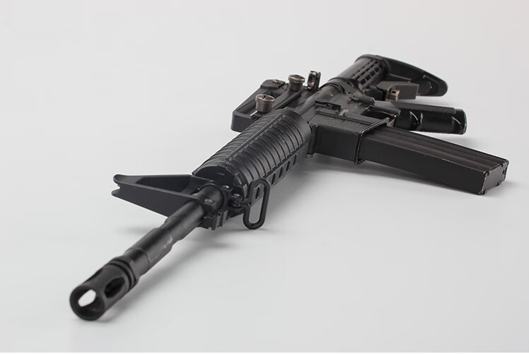05m4a1步1枪1模型全金属拆卸合金军模铁仿真男孩枪不可发射 黑色 30弹