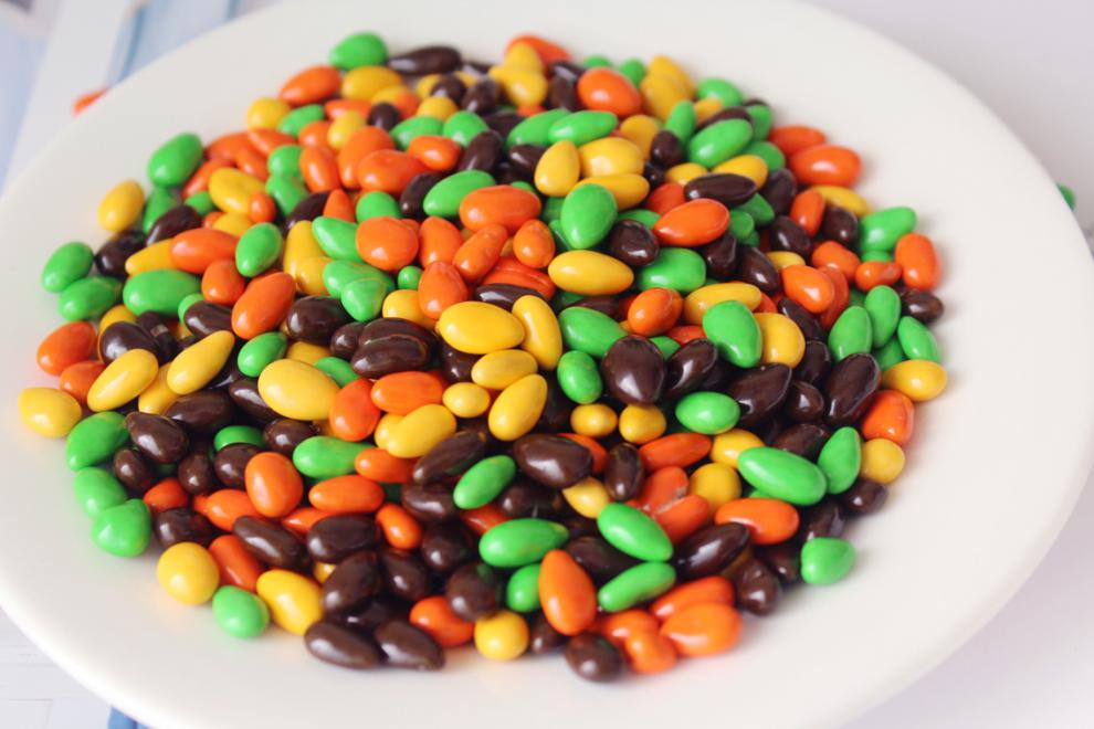 500克瓜子仁巧克力彩色袋装巧克力豆装饰婚庆巧克力 500克*4罐【图片