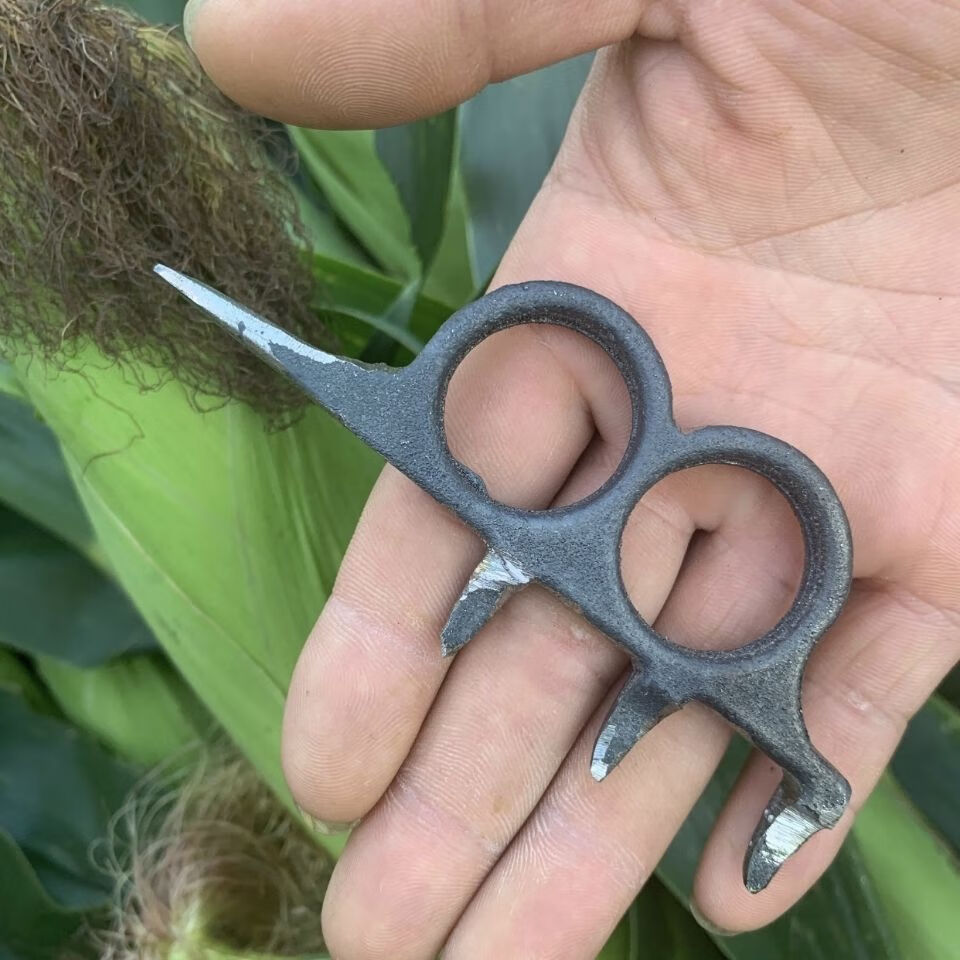 嘉瑰睿丹熙扒苞米小神器扒玉米皮一把抓剥玉米叶神器秋收农用能抓能划