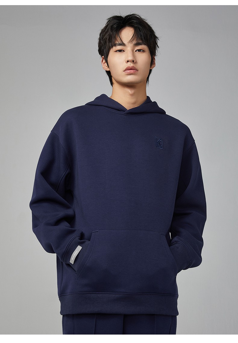 kikc 长袖卫衣衣多穿2022秋冬新款商场同款男生连帽宽松显瘦落肩青年