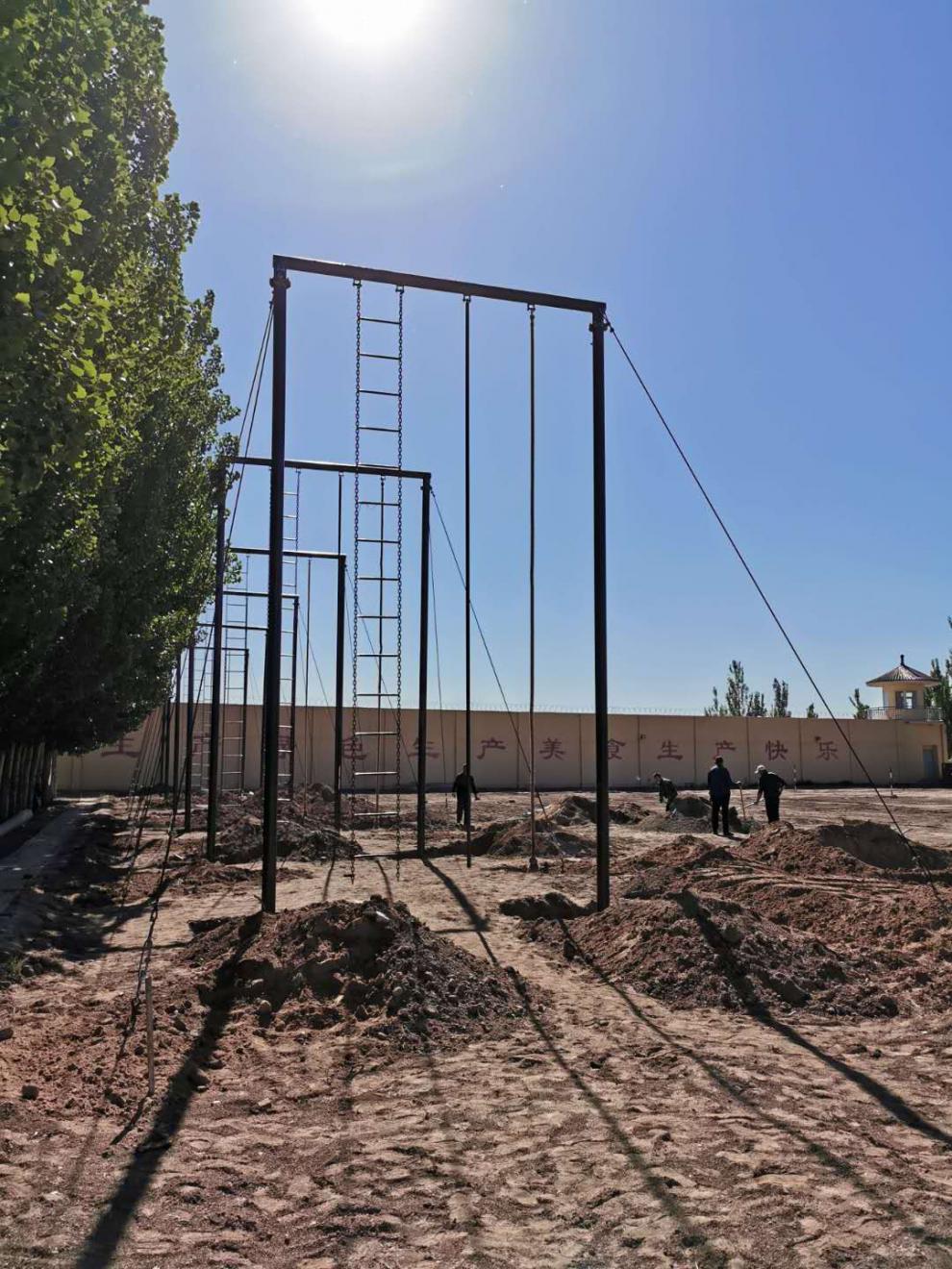 室外体能攀爬架攀登架户外爬绳爬杆爬软梯三位合一训练器材 爬杆