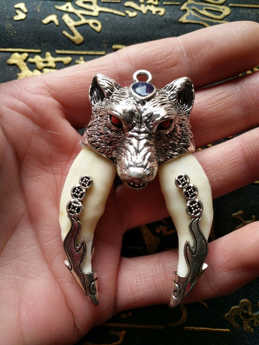 高档品质{中秋节礼物}西藏内蒙狼牙吊坠925银牙套包真黑狗牙宝宝压惊