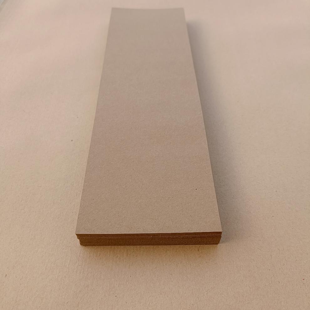 牛皮纸爬宠爬宠垫材纸加厚垫纸a6盒a4盒垫窝宠物蛇守宫鬓狮pvc箱纸