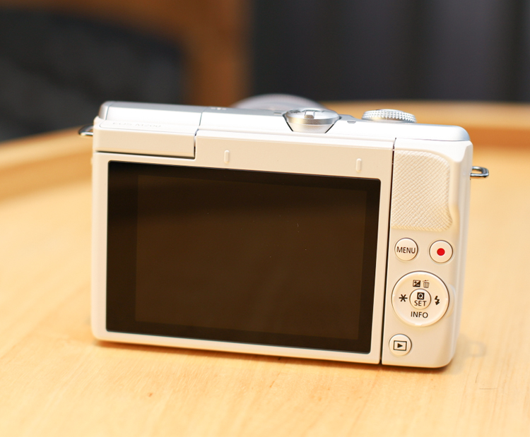 佳能canoncanon佳能eosm200入门级女学生款高清数码旅游vlog微单相机