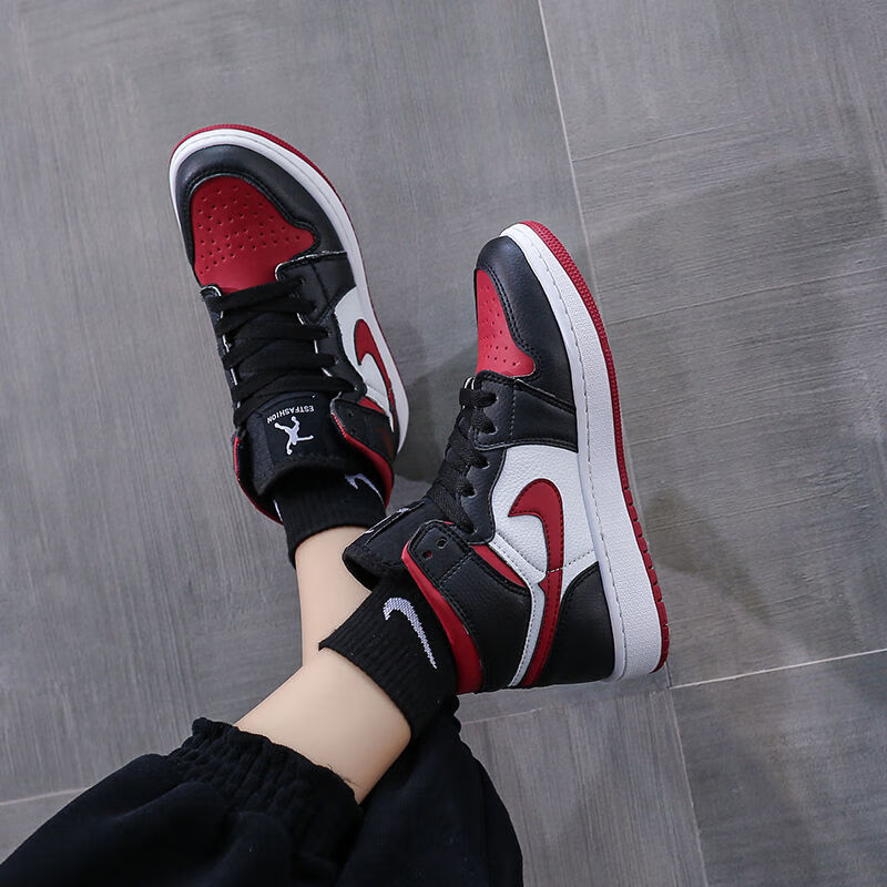 秋季新款aj女鞋板鞋鞋子女学生韩版空军一号运动鞋梦动 aj662加棉-脏