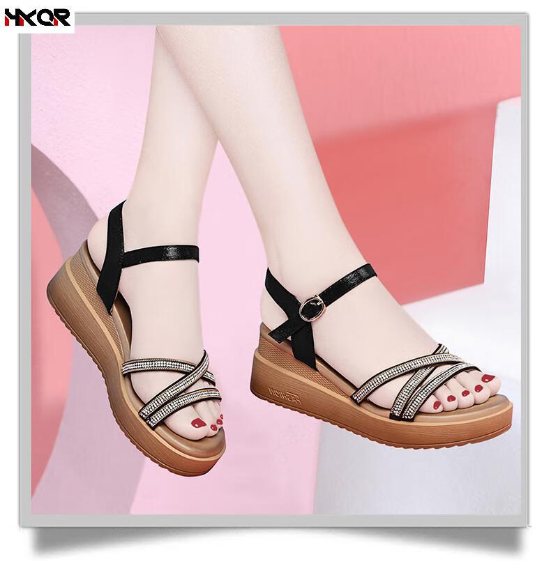 hkqr高端品牌凉鞋女士中青年夏季新款坡跟凉拖厚底软底金色露趾中跟