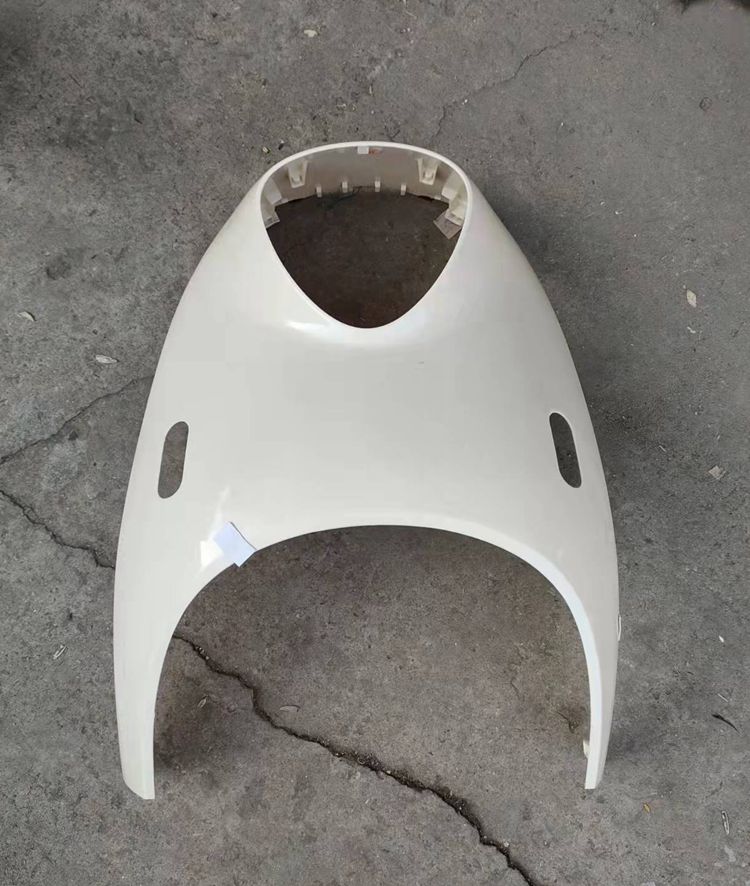 雅迪m6外壳冠能m6电动车塑件前围前泥板大灯烤漆件塑料件配件前面板