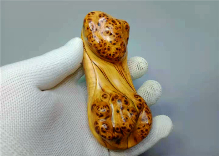 一北太行崖柏手把件瘤花把件陈化虎皮纹随形手把件毛料练手小料藕色a