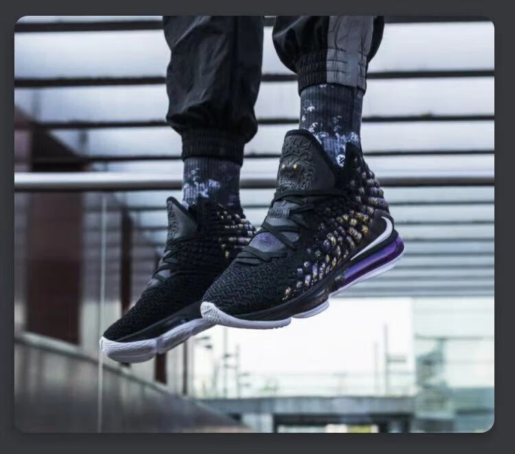 lebron17代全篮球鞋 lbj17紫金王朝黑紫白橙高低帮战靴 深灰 头层皮