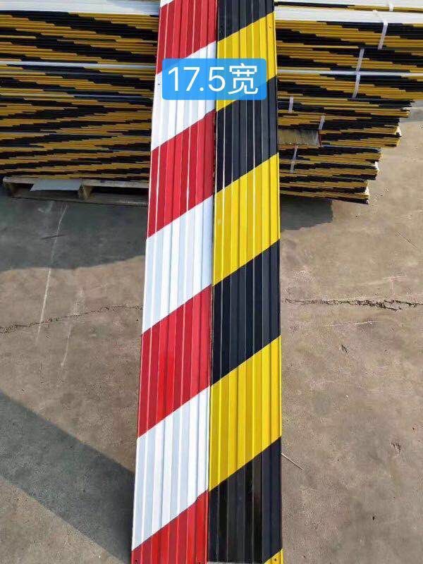 建筑工地脚手架踢脚板楼层镀锌铁皮挡脚板踢脚线安全隔离带警示带黑黄