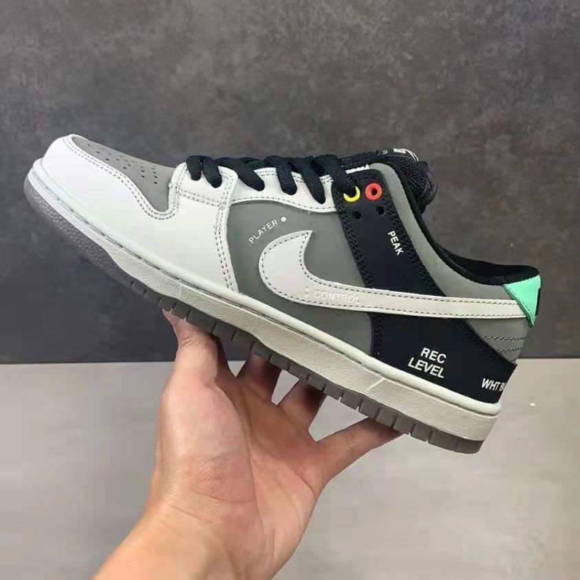 【官方】年低帮板鞋潮流休闲运动鞋情侣鞋低帮板鞋 dunk sb low 马刺