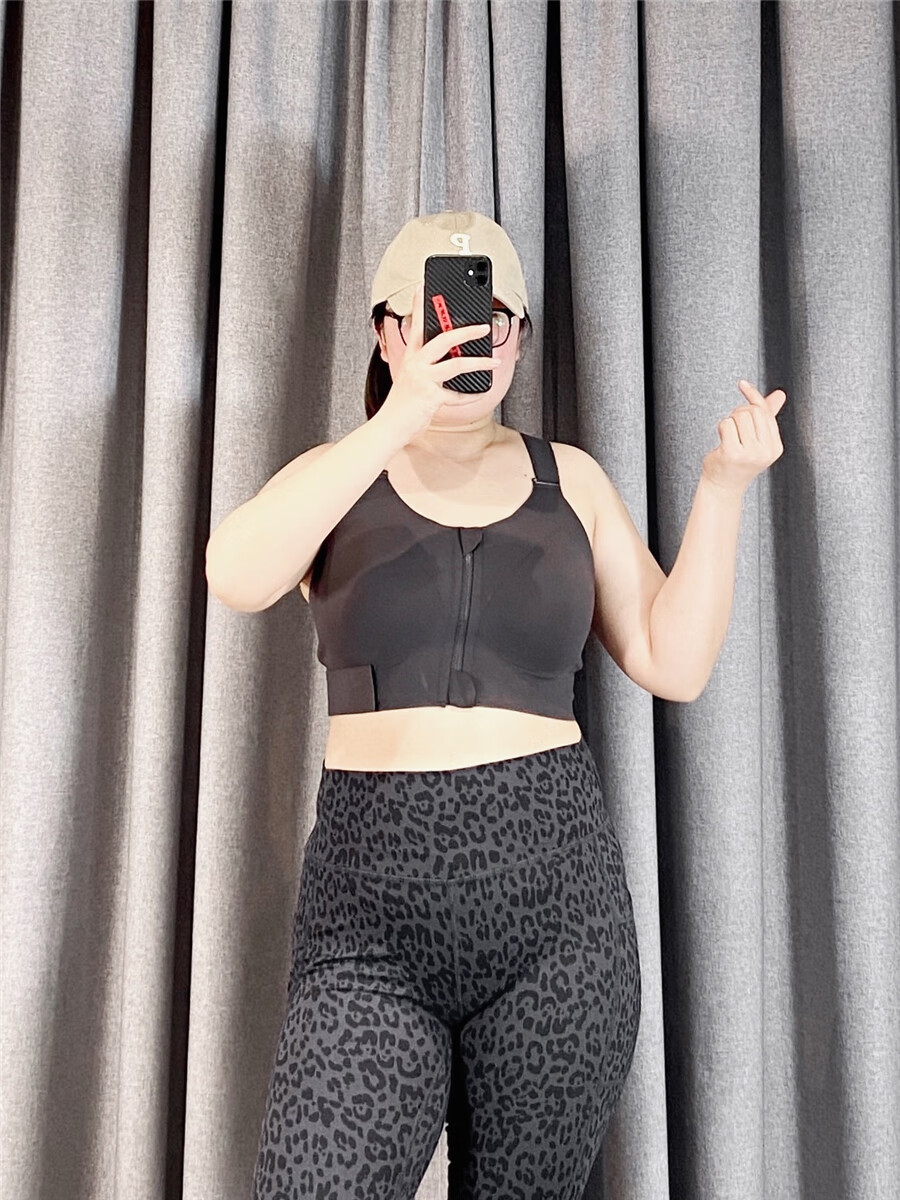 前置拉链运动文胸自留 胖mm200斤无痕健身可调节大码防震内衣 浅卡其