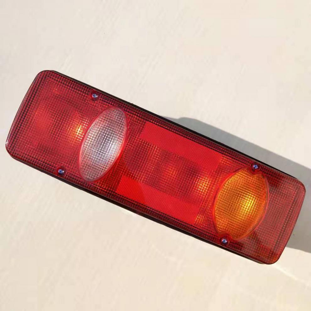 适用于东风天锦后尾灯总成led电子灯泡款天锦原车配件货车后尾灯led款