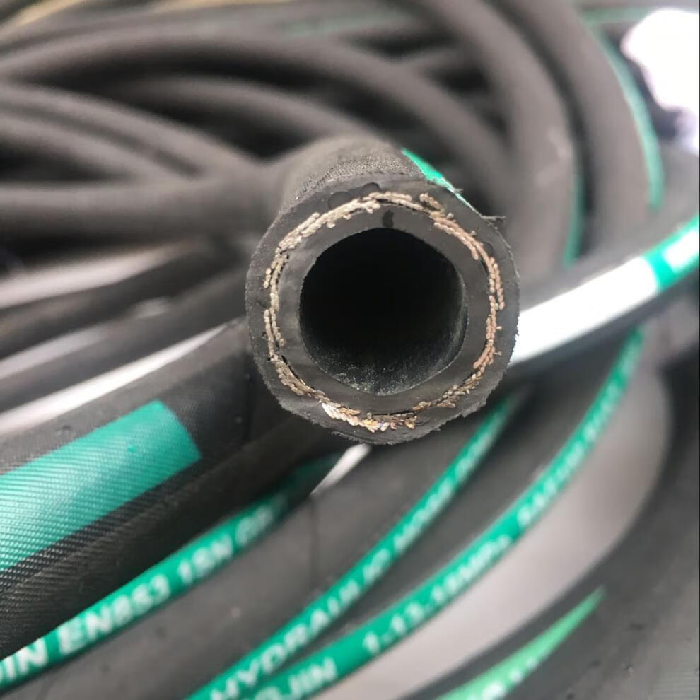 钢丝编织液压胶管 耐高温高压油管 橡胶软管输油管 钢丝蒸汽管内径76