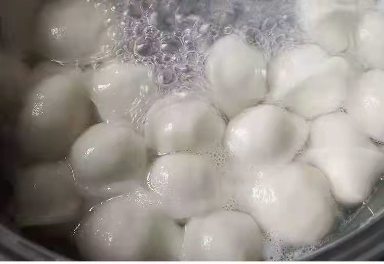 云南昭通威信土特产糯米元宵汤圆包心酥麻糖一斤1斤