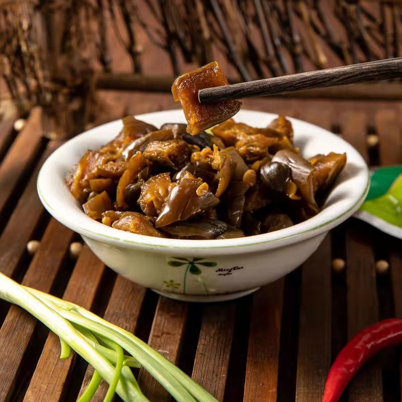 万佳卜留克咸菜酱菜酱黄瓜豆瓣酱咸菜下饭菜酱香黄瓜5袋1500克疫情区