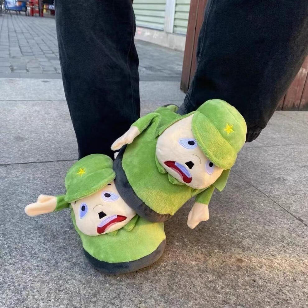 抖音同款八嘎红投降举手小兵搞笑冬季会动毛绒棉拖双11 八嘎拖鞋一双