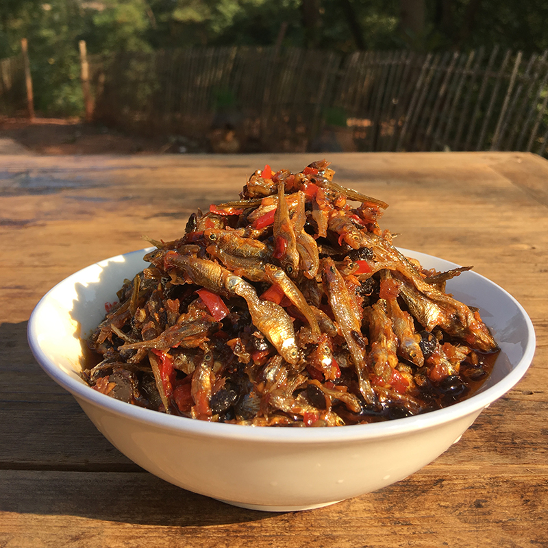 湖南特产辣椒酱小鱼仔火焙鱼香辣豆豉小鱼干零食毛毛鱼下饭洞庭湖 香