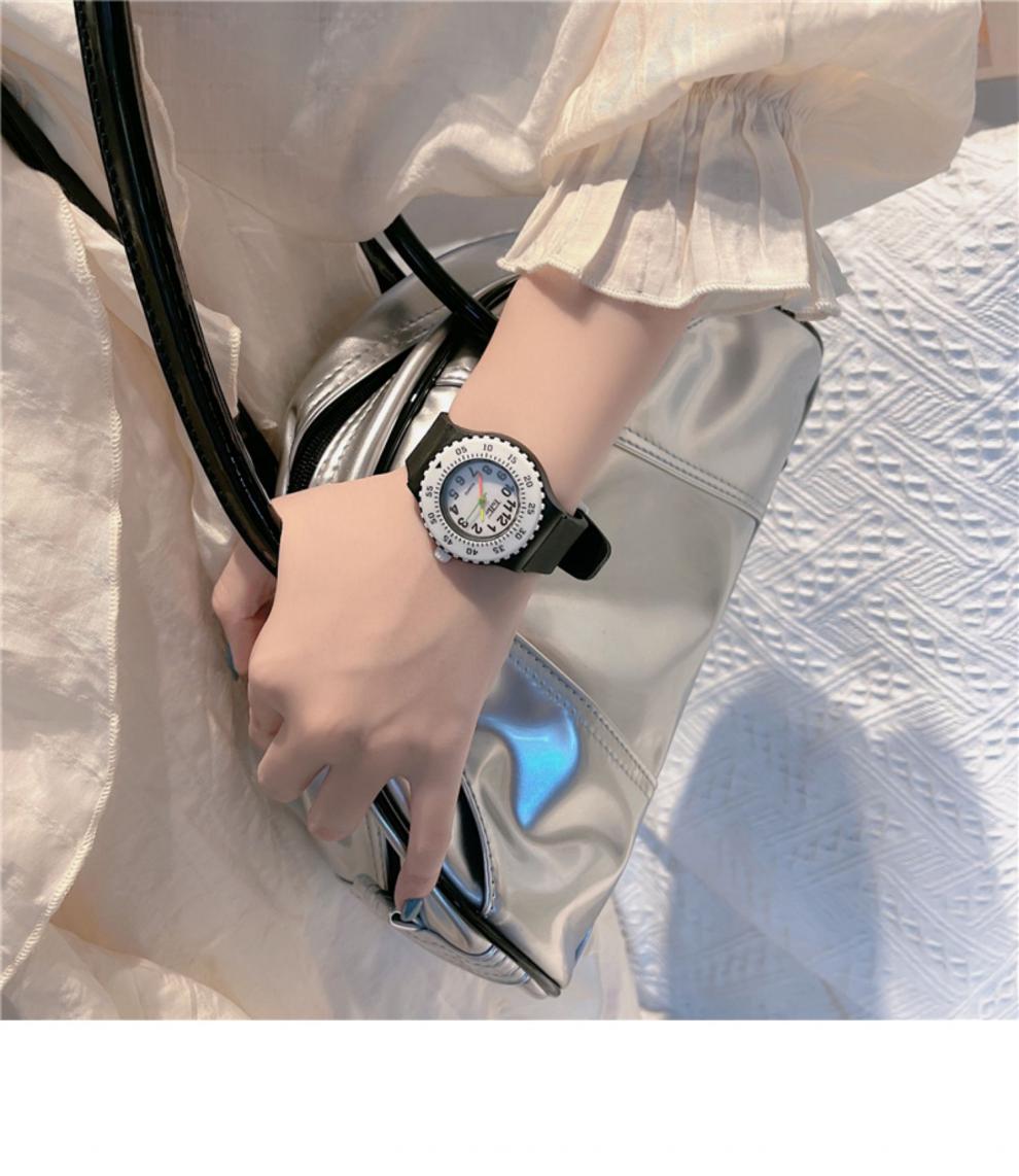 可爱原宿风女表日系软妹可爱手表女ins风粉色少女简约卡通原宿中学生