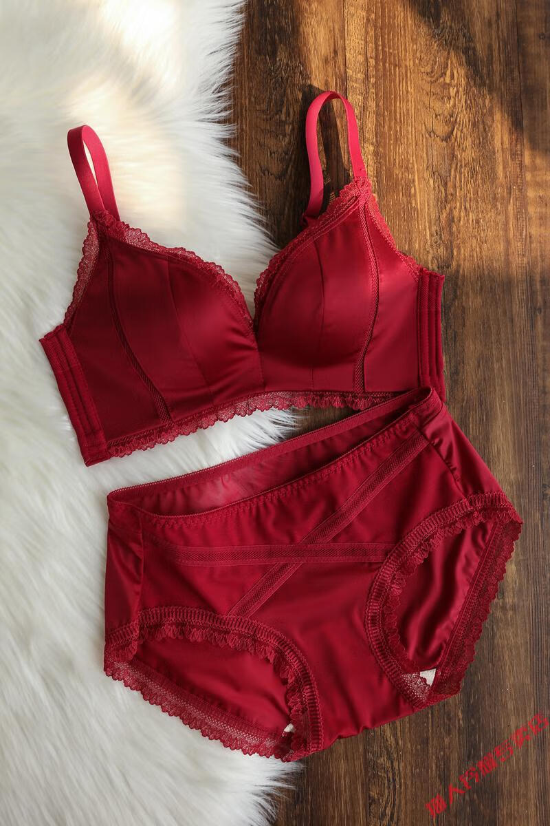 文胸内衣套装女无钢圈无痕薄款结婚本命年潮流京选红色酒红s建议70abc