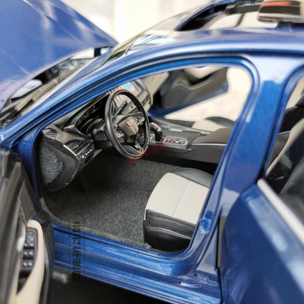 1 18 凯迪拉克 4 5 6 车模 合金汽车模型 ct4 枫叶红 带底座(顺丰)