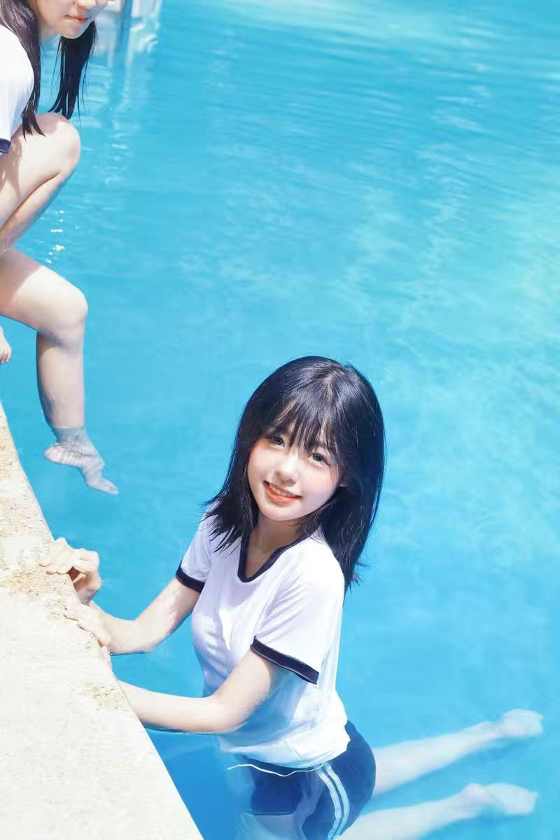 少女生泳衣韩版保守学生分体新款ins日系网红可爱遮肚显瘦jk体操至服