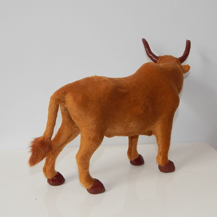 仿真小黄牛动物模型毛绒玩具牛橱窗桌面摆件儿童识物斗牛教学模型五一