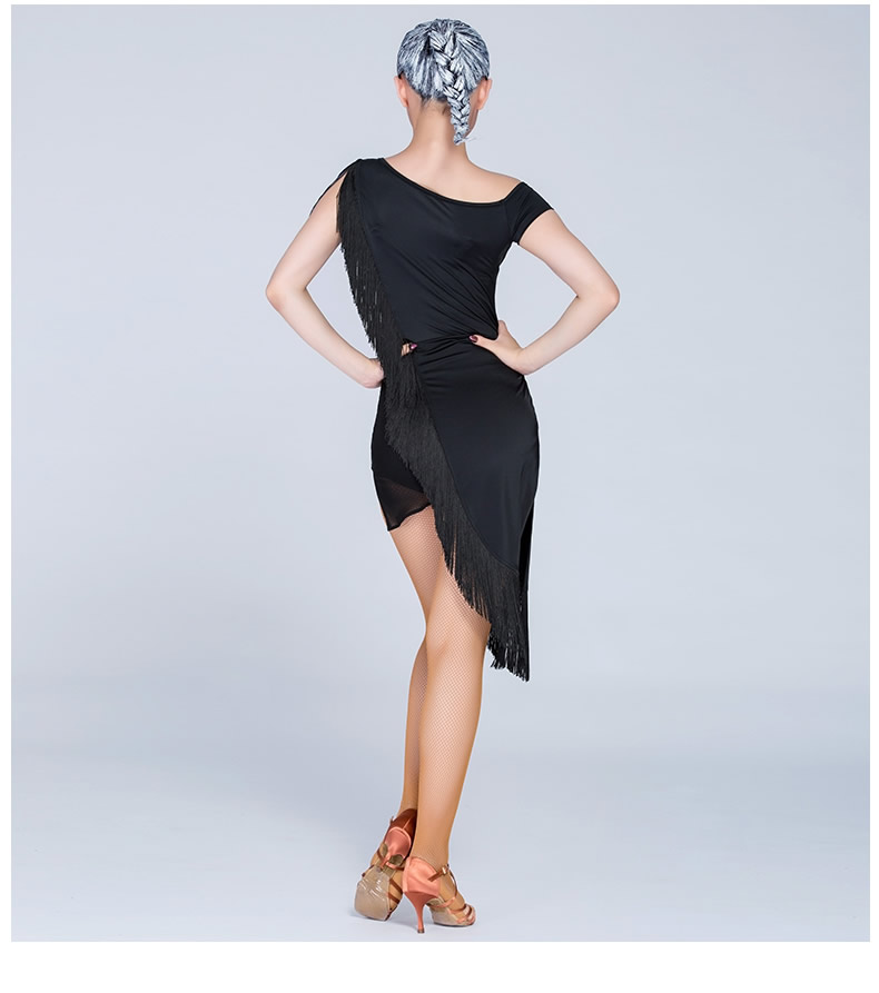 拉丁舞服装女新款伦巴恰恰舞裙流苏裙表演练功服 黑色 s_现价488元