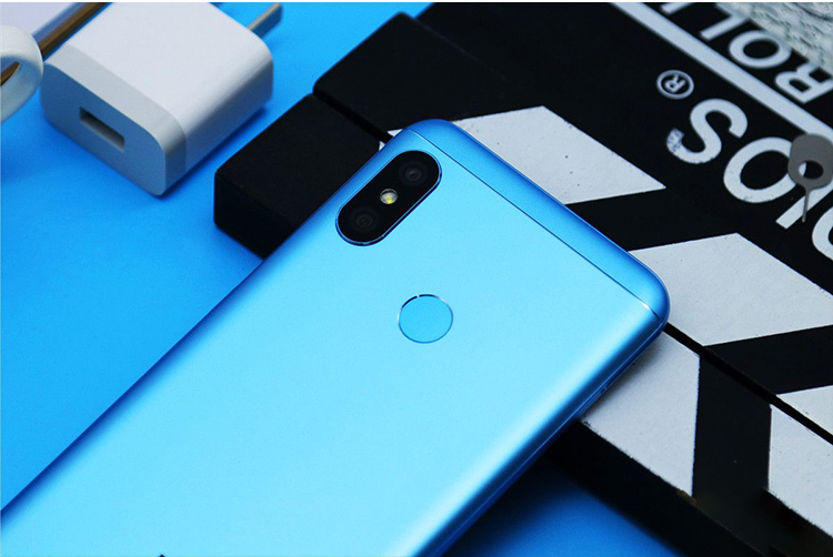 小米（MI） 红米6 Pro 全网通版 (3G+32GB) 赤焰红 移动联通电信4G手机 双卡双待 赤焰红 全网通【4G+64GB】