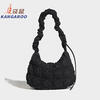 Kangaroo (KANGAROO) new pleated design dumpling bag women's large capacity lightweight shoulder crossbody bag versatile commuting casual niche black