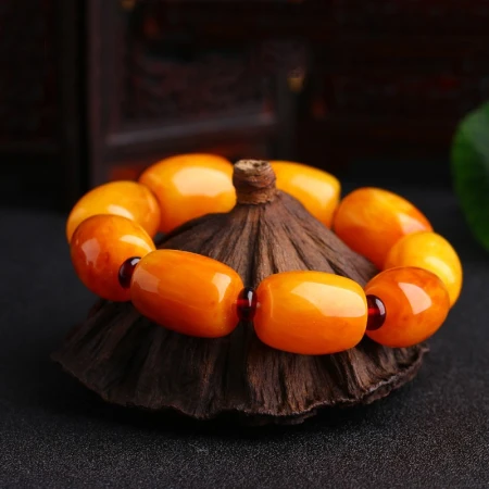 Zhanyuan Baltic Sea Old Beeswax Bracelet Men's and Women's Gold Twisted Honey Unoptimized Rough Stone Amber Bracelet with Old Beeswax Bucket Beads Bracelet Men's Style